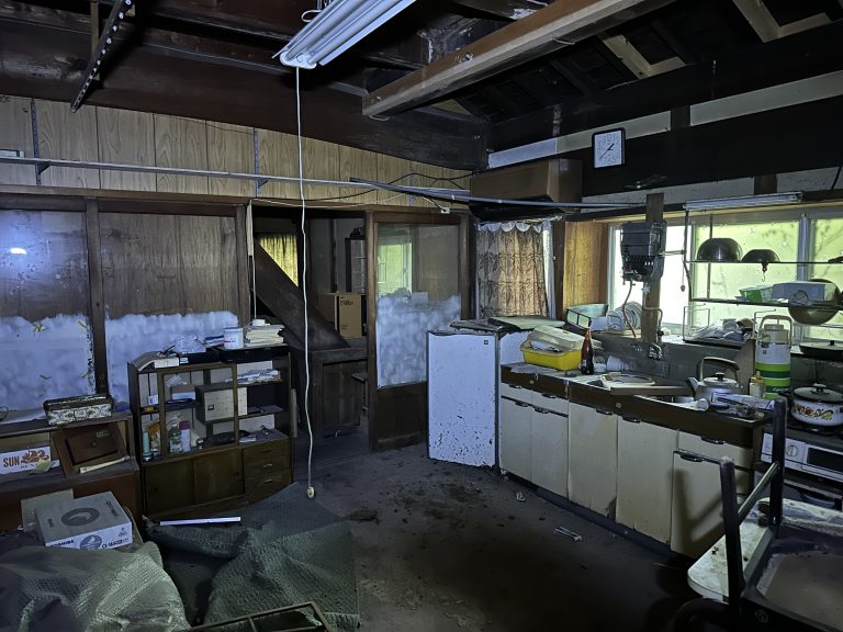 detached 美濃市小倉