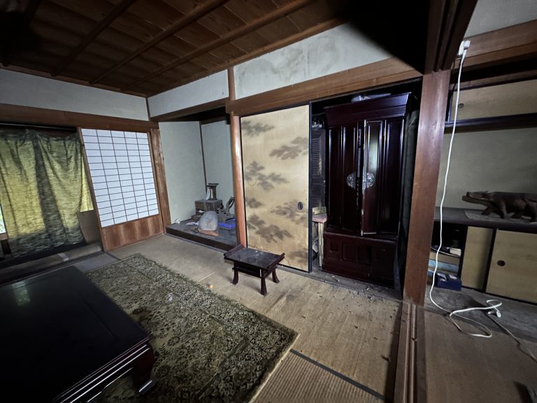 detached 美濃市小倉