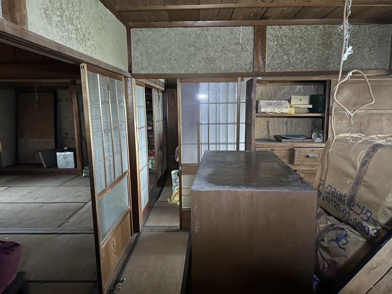 detached 美濃市小倉