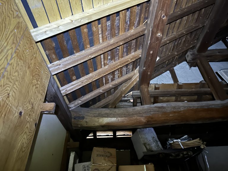 detached 美濃市小倉