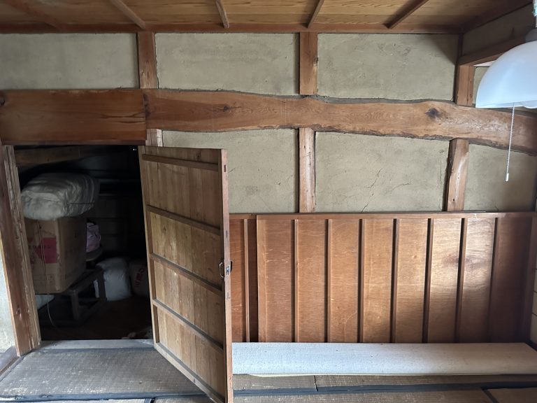 detached 美濃市長瀬