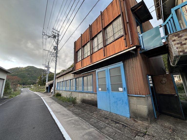 detached 美濃市上野