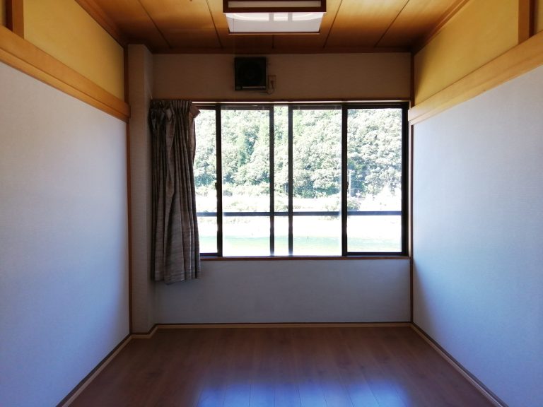 detached 美濃市曽代