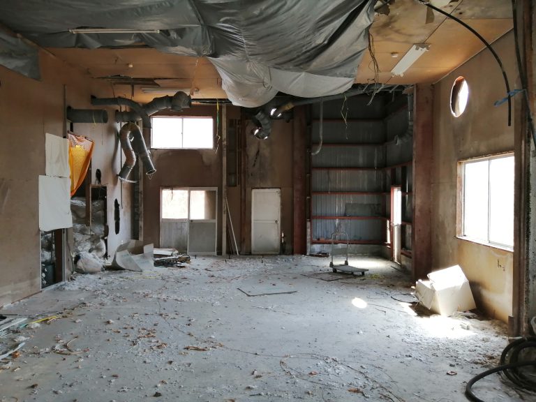 commercial 美濃市上野