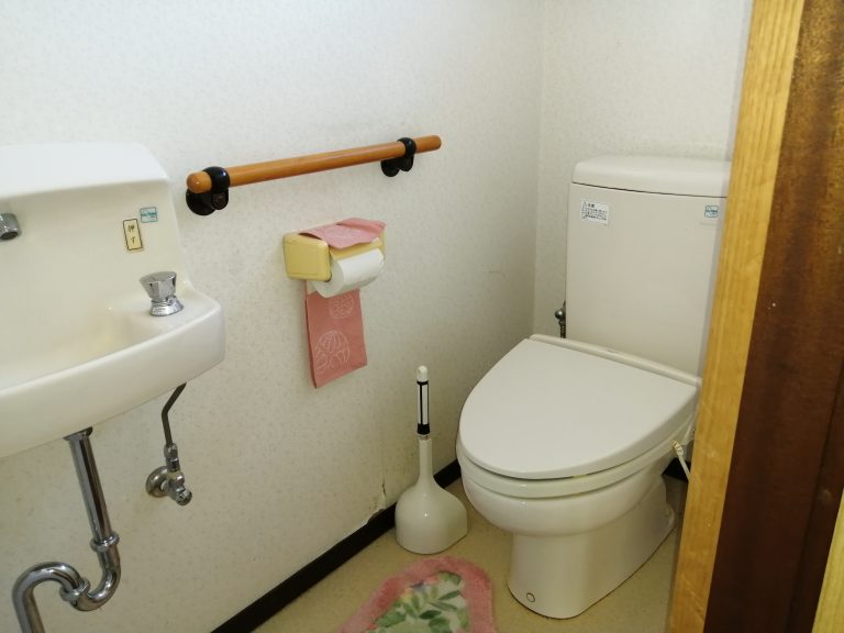 detached 美濃市東市場